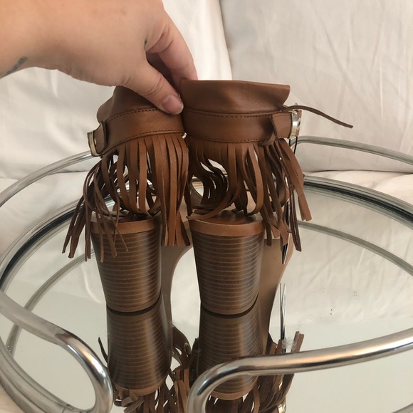NWT Zara Fringe Sandals genuine leather - Picture 2 of 4